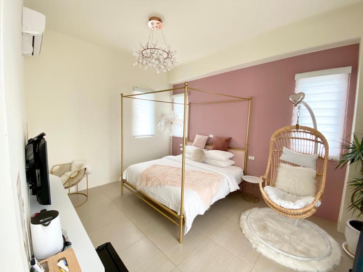 Burano Yellow Villa Hengchun Exterior photo