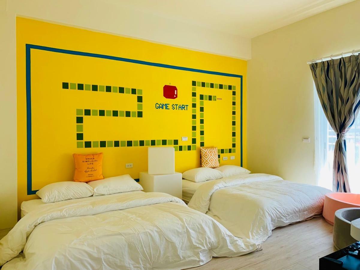 Burano Yellow Villa Hengchun Exterior photo