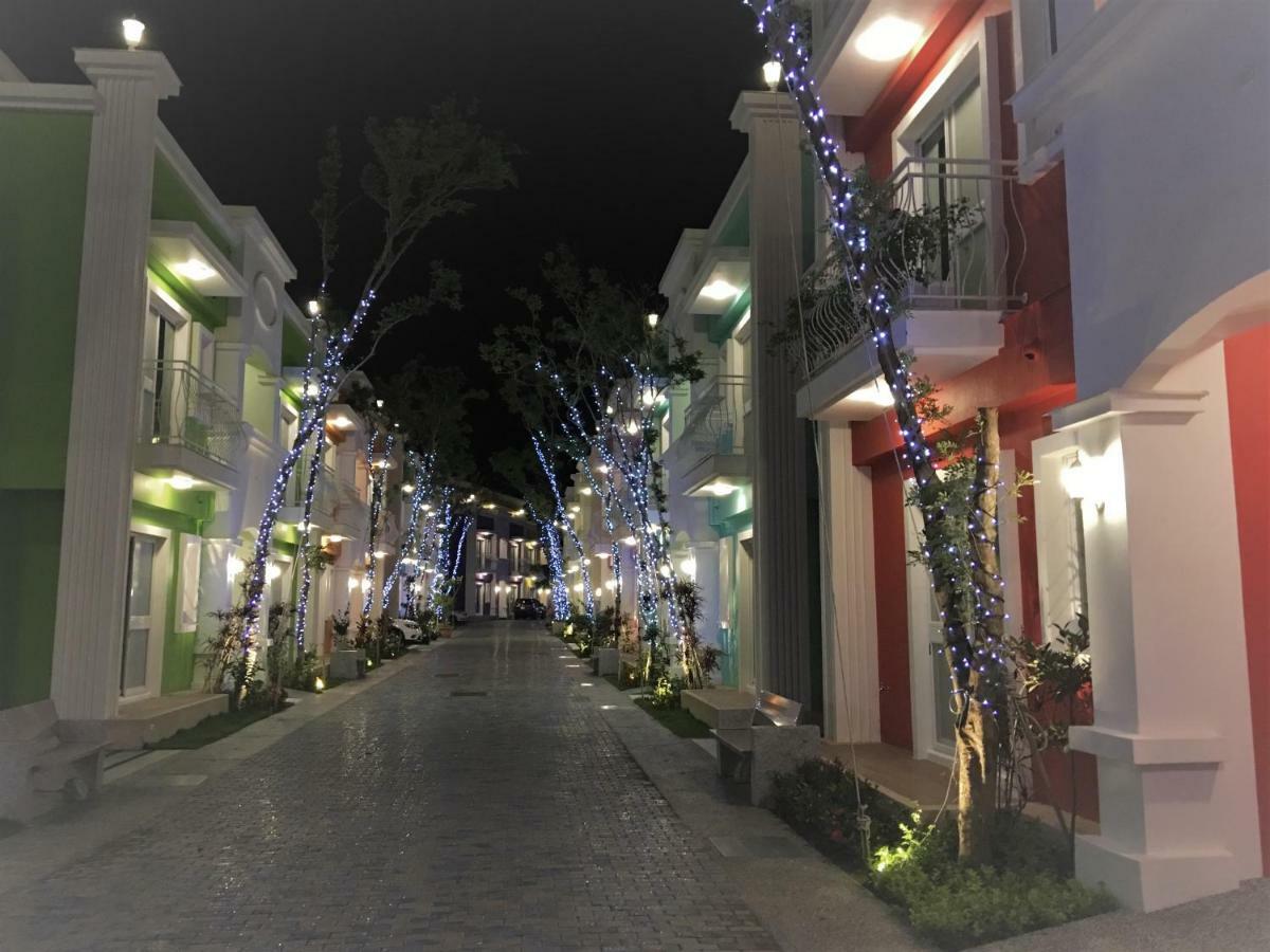 Burano Yellow Villa Hengchun Exterior photo