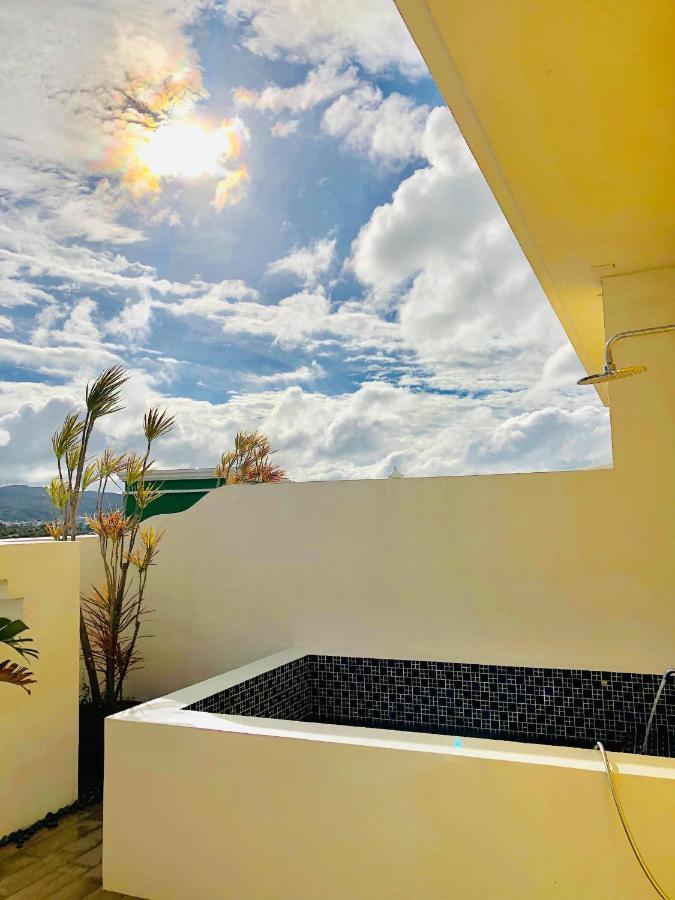 Burano Yellow Villa Hengchun Exterior photo